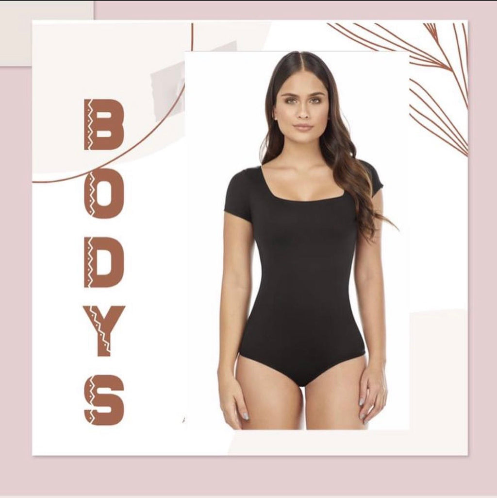 Bodysuit Escote Cuadrado Manga Corta